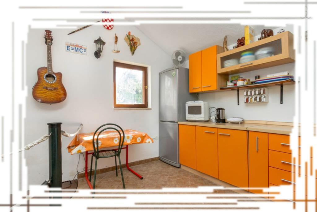 Kaštela Hostel Oktarin מראה חיצוני תמונה