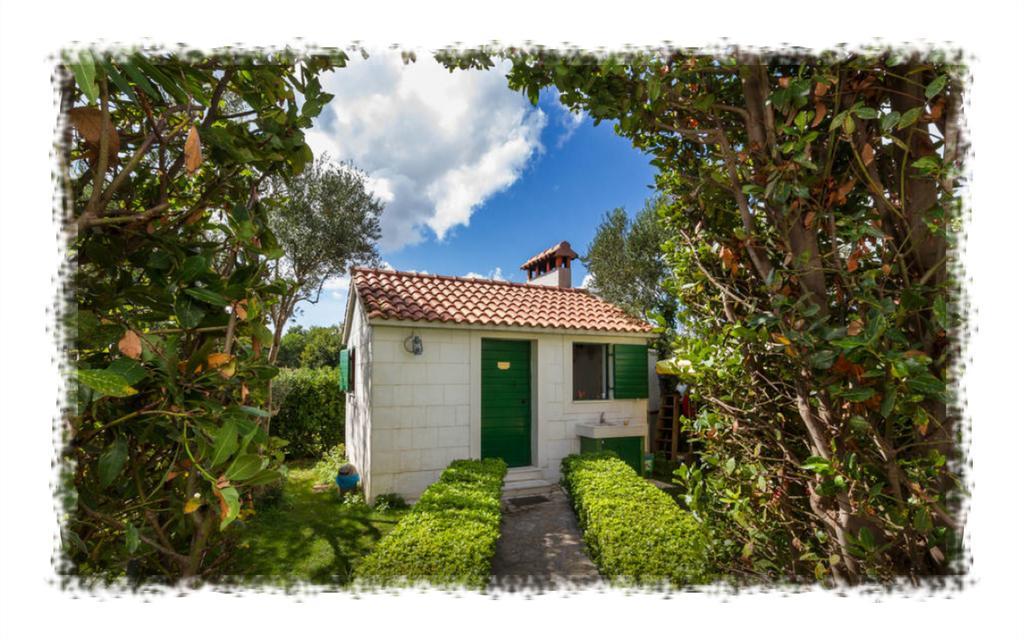 Kaštela Hostel Oktarin מראה חיצוני תמונה